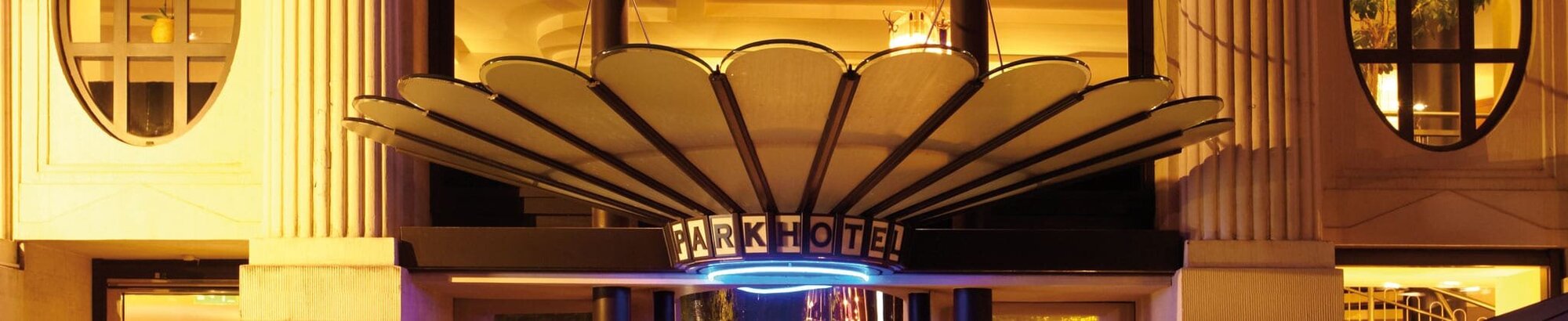 Park Hotel Eingang Rundgang